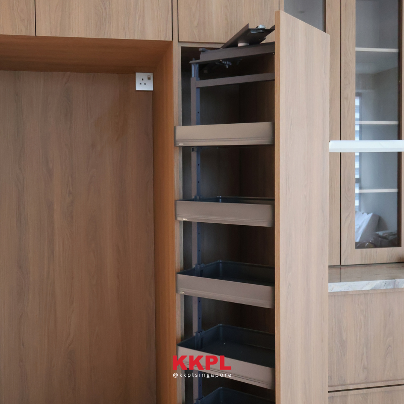 LUXUM Rotatable Tall Larder Unit