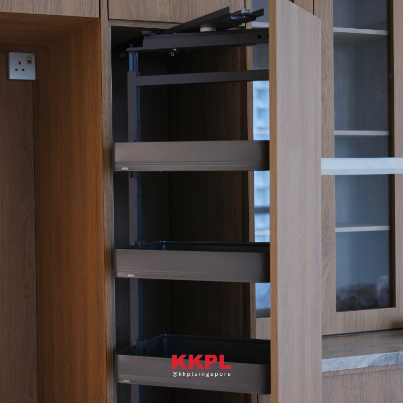 LUXUM Rotatable Tall Larder Unit