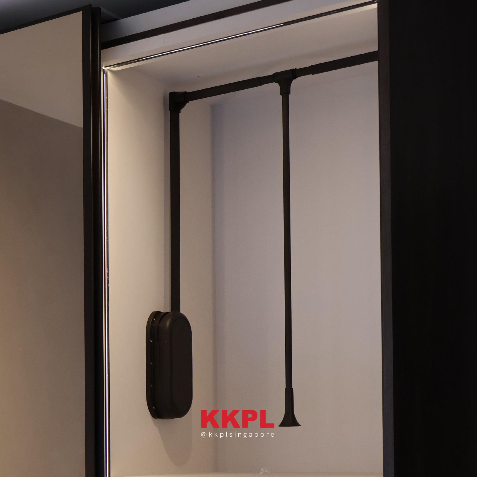 Pull down elevation clothes lifter - Mocha