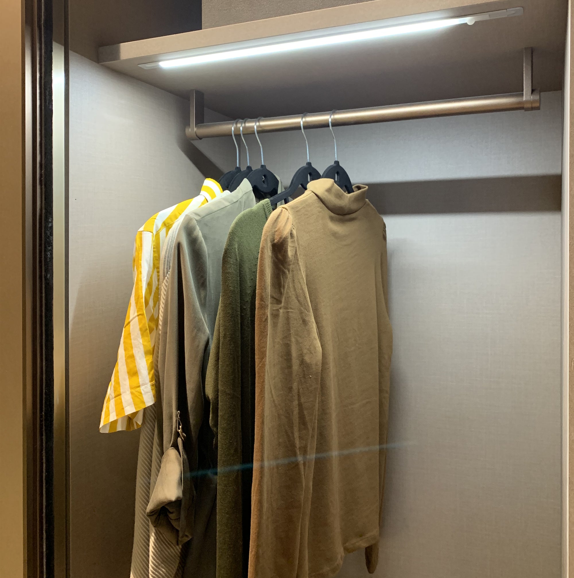 KKPL Recessed Slim Presence Infrared Sensor +LED light with motion sen ...